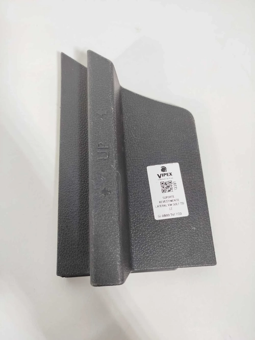 SUPORTE REVESTIMENTO LATERAL VW GOLF 2020 TSI LE (ID:13381)