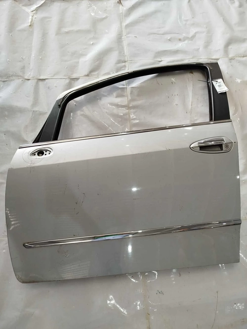 PORTA DIANTEIRA FIAT LINEA 2012 LE (ID:3082)