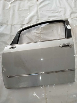 PORTA DIANTEIRA FIAT LINEA 2012 LE (ID:3082)
