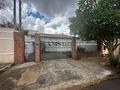 Casa à venda no Jardim Universitário em Londrina  160m²  3 quartos  área gourmet  aquecimento solar