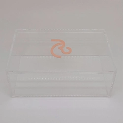 Caixa P tampa articulada - Logo alto relevo inicial ou desenho