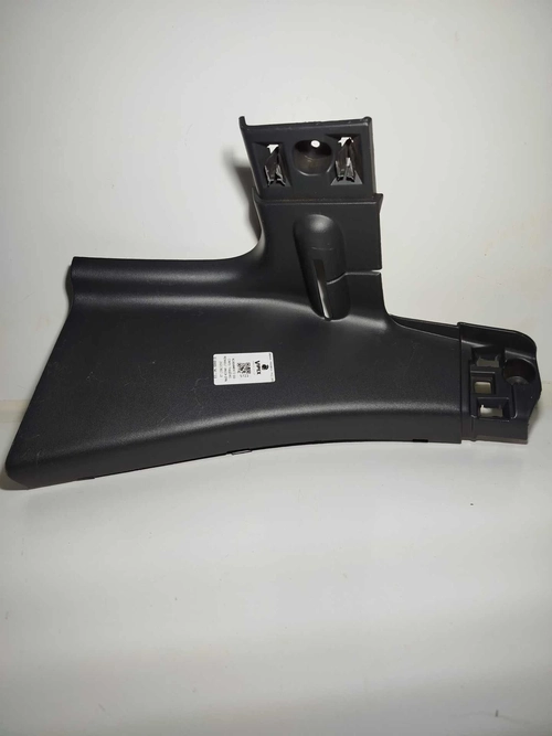 ACABAMENTO DO CINTO TRASEIRO LD OROCH DYN 1.6 SCE 2022 (id:5723)