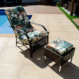 Poltrona de Fibra Sintética e Alumínio Ipanema  Puff Imperial