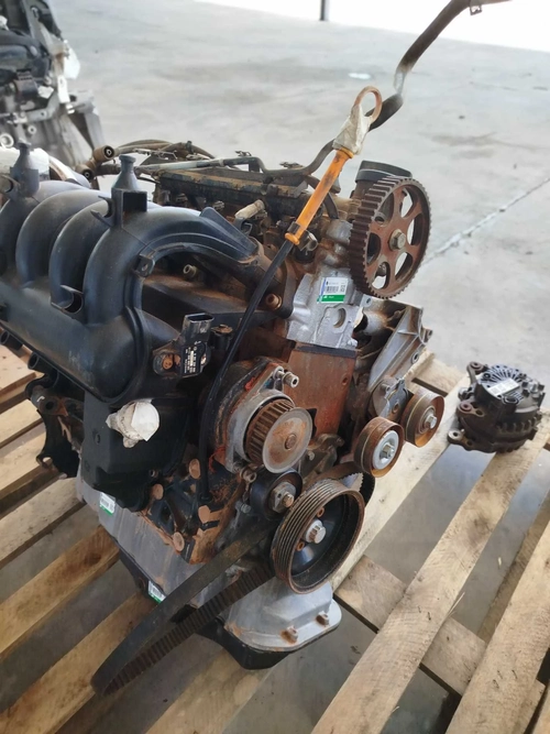 MOTOR PARCIAL Volkswagen Golf 1.6 2008 (ID:22629)