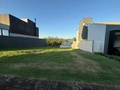 Terreno à venda no Sun Lake em Londrina com 506m², plano e próximo ao lazer em condomínio fechado de alto padrão