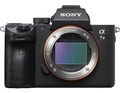 Câmera Sony A7III  com lente FE 28-70  MM