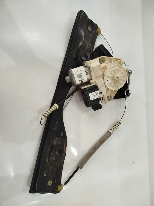 MAQUINA DE VIDRO TRASEIRO FIAT TORO 2017 LE (ID:8512)