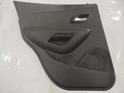 FORRO DA PORTA CHEVROLET  TRASEIRA TRACKER 1.4 2019 LE (ID:18702)