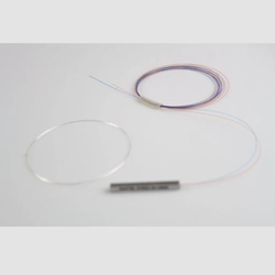 Cabo Optico Splitter Evus Opf-plc1x2-nc250 Plc 1x2 Nc 1,5m G657a1