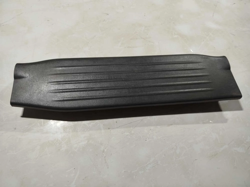 Soleira porta traseira LE Hilux 2014 (ID:1550)