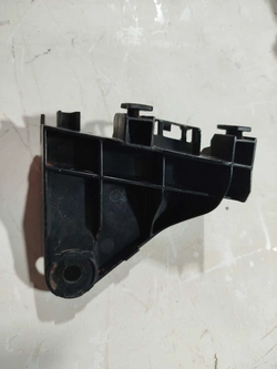 Guia Para-choque traseiro esquerdo Corolla 2015/2016 (ID:1684)