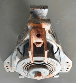 FIXADOR TRUCK CUBO EIXO TANDEM VOLVO FH 400 (ID:9212)