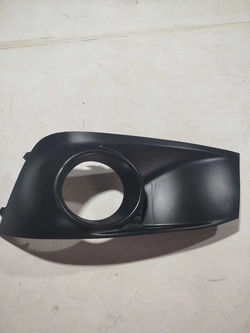 Moldura grande farol milha L.E Toyota Hilux Sw4 2012/2015 (ID:1785)