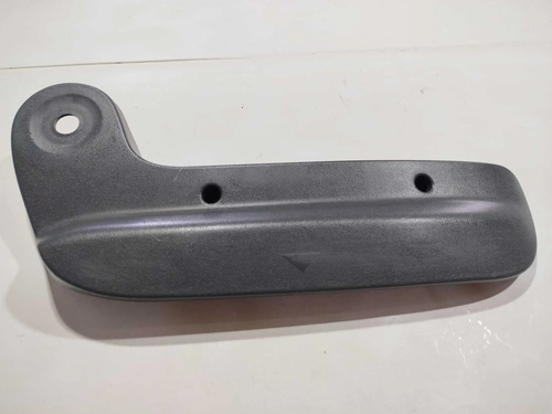 Moldura banco dianteiro lado direito Fiat Fiorino 2015 (ID:413)