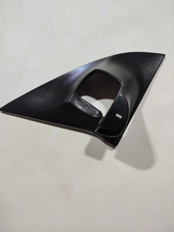 Base moldura retrovisor direito GM astra 2011 (ID:417)