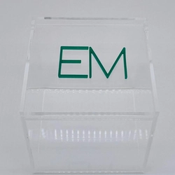 Caixa Cubo - Logo alto relevo inicial ou desenho