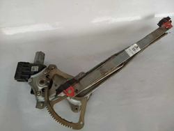 MAQUINA VIDRO DIANTEIRO TOYOTA HILUX 2015 LE (ID:0365)