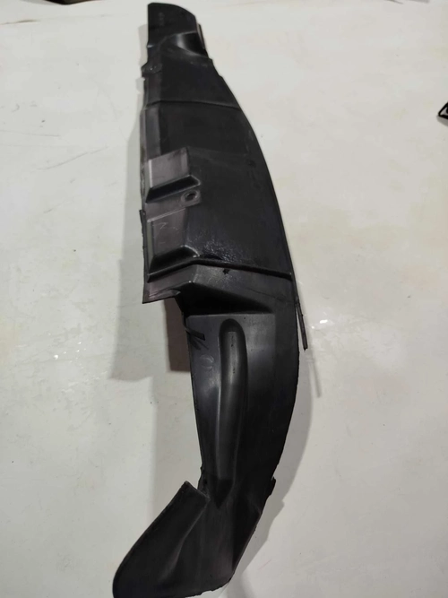 Acabamento paralama interno direito Audi a3 2006 (ID:106)