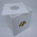 Lixeira de mesa acrílico Branco - Logo alto relevo inicial ou desenho