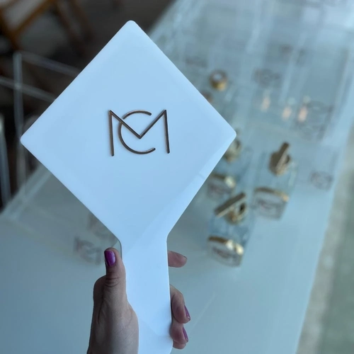 Espelho Branco G - Logo alto relevo inicial ou desenho