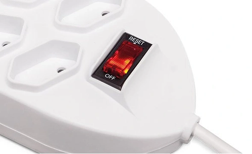 Protetor Eletronico Intelbras C/ 8 Tomadas Branco Epe1008+ (4824003)