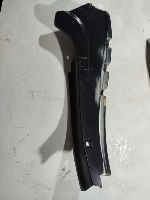 Porta Parabarro traseiro direito TOYOTA Hilux SW4  (ID:1662)