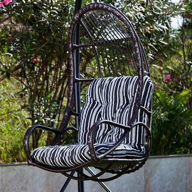 Balanço  em Fibra Sintética Alumínio e Pintura Epóxi  (sem base)