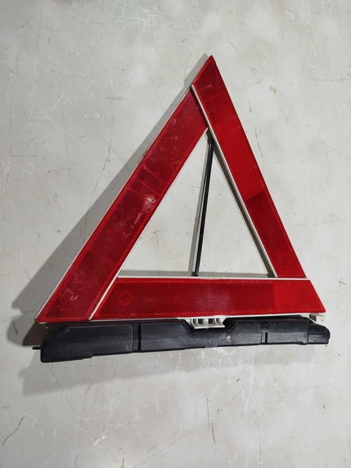 Triângulo sinalizador original GM Vectra Astra 2004 a 2009 (ID:1748)