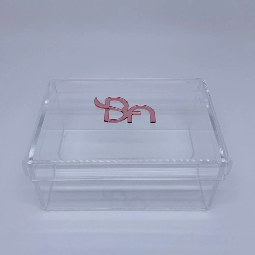 Caixa P tampa removível - Logo alto relevo inicial ou desenho