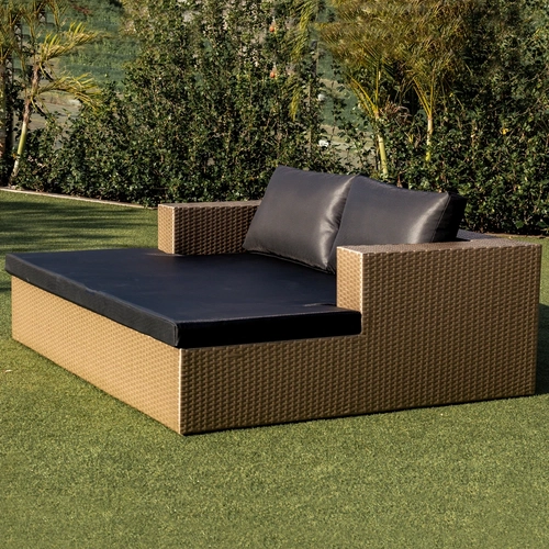 Chaise em Alumínio Epóxi e Fibra Sintética 210X170 cm Dourados