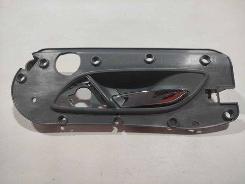 Maçaneta interna traseira LD Fiat Punto 2010 (ID:544)