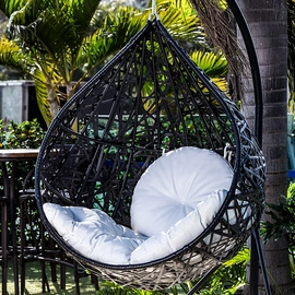 Balanço  em Fibra Sintética Alumínio e Pintura Epóxi (sem base) Capri