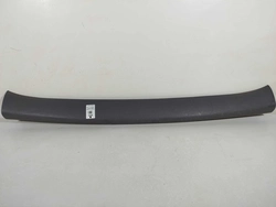 ACABAMENTO INTERNO TAMPA TRASEIRA  CARAVAN SE 2.4 2000 (id:8930)