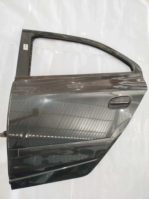 PORTA DIANTEIRA LE ONIX LTZ AT6 1.4 ECO 2017 (id:7531)