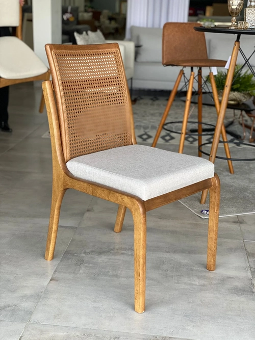 Cadeira Dalia no Linho madeira imbuia