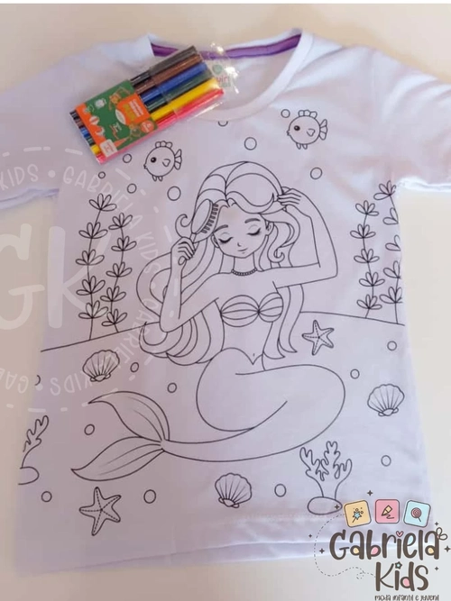 Blusa pinte e lave sereia e peixes