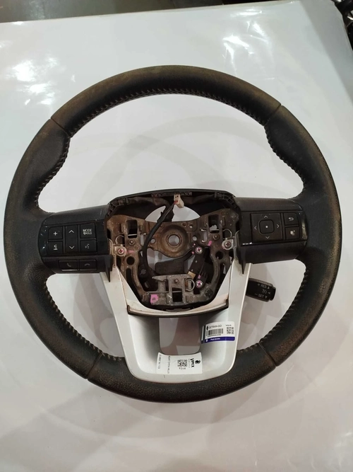 VOLANTE TOYOTA HILUX (ID:9346)