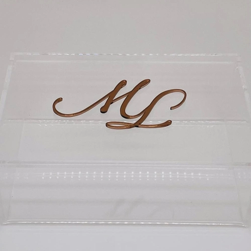 Caixa P tampa articulada - Logo alto relevo inicial ou desenho