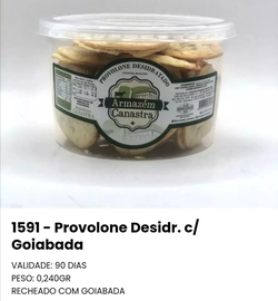 Petisco de queijo provolone com goiabada