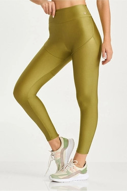 Legging Trilobal Fit com Recortes – Verde Pistache  Caju Brasil