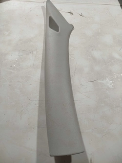 Acabamento coluna dianteira LE Saveiro 2011 (ID:1357)