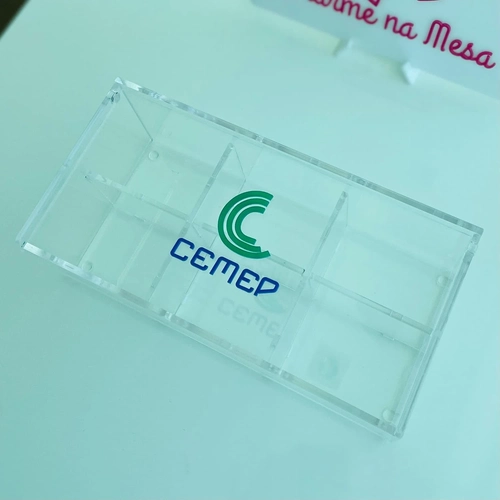 Caixa  de chá 6 compartimentos - Logo alto relevo inicial ou desenho