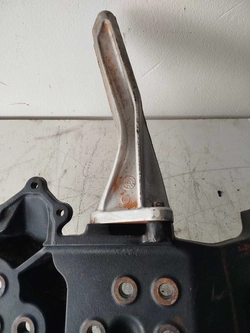 Suporte Fixação Radiador Scania S5 Euro 5 (ID:17590)