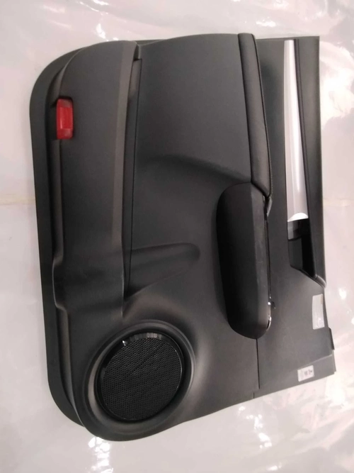 FORRO DE PORTA DIANTEIRA HILUX 2016 A 2020 LE (ID:5129)