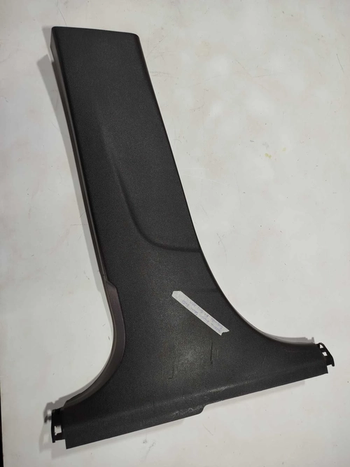 Moldura inferior coluna central esquerdo GM Ônix 2019 (ID:170)
