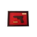 Quadro Moldura Decorativa (Pistola Glock)