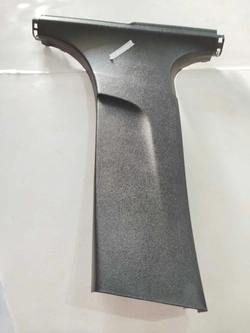 Acabamento inferior coluna central Onix/ prisma 2020 (ID:172)