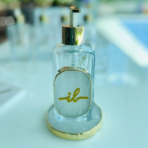 Vidro com Quartzo e logo e apoio redondo - Logo alto relevo inicial ou desenho