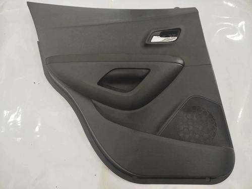 FORRO DA PORTA CHEVROLET  TRASEIRA TRACKER 1.4 2019 LE (ID:18702)