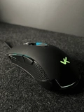 MOUSE GAMER - SARK 2400 DPI - LED COM CABO TRANCADO